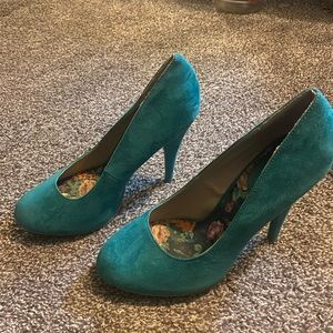 Teal x appeal heels. I love them but their too big